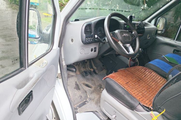 Used JMC Transit 2019 2.8T Commercial Version Short Wheelbase Mid-Roof 6-Seater China VI JX493 Driver Seat