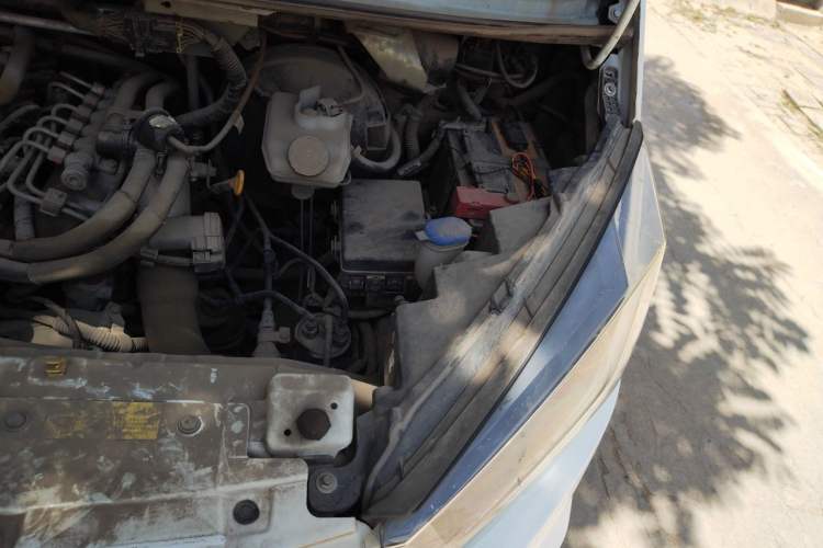 Used JMC Transit  Engine Bay Left