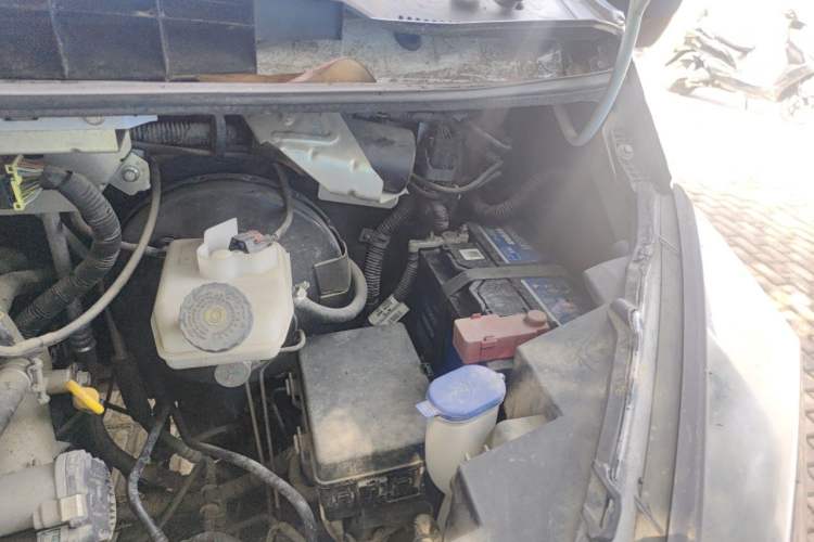 Used JMC Transit  Engine Bay Left