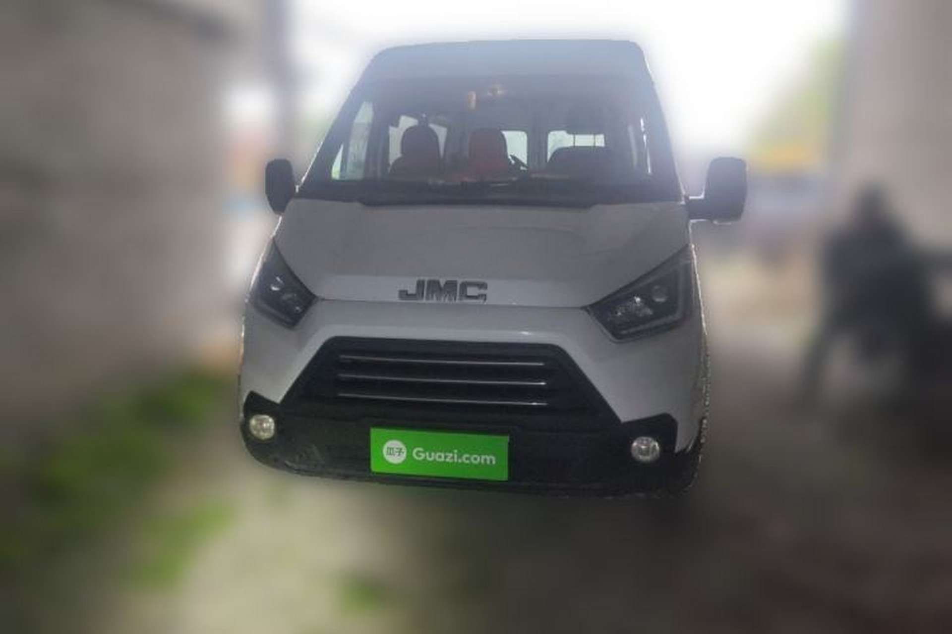 Used JMC Transit 2019 2.8T Commercial Version Short Wheelbase Mid-Roof 6-Seater China VI JX493 Front