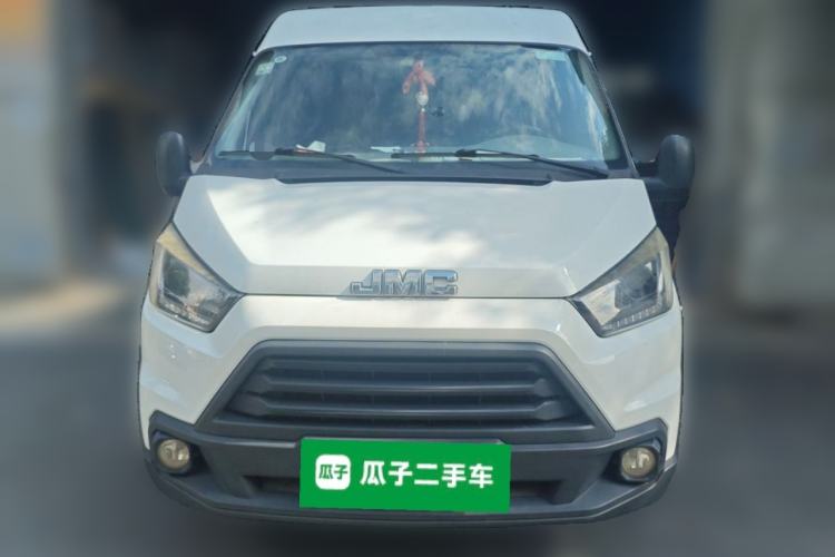 Used JMC Transit 2019 2.8T Commercial Version Long Wheelbase Mid-Roof 6-Seater Rear Single Tire China VI Emission Standard – JX493 Front
