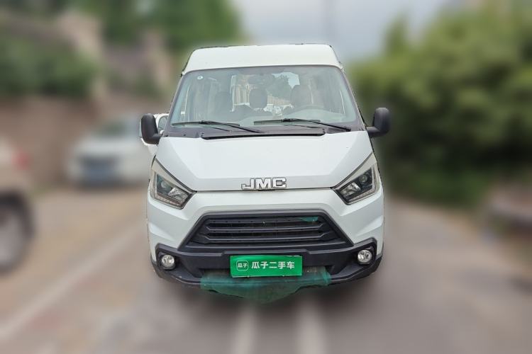 Used JMC Transit 2019 2.8T Commercial Version Long Wheelbase Mid-Roof 6-Seater Rear Single Tire China VI Emission Standard – JX493 Front