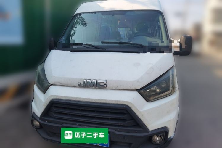 Used JMC Transit 2019 2.8T Commercial Version Long Wheelbase Mid-Roof 6-Seater Rear Single Tire China VI Emission Standard – JX493 Front