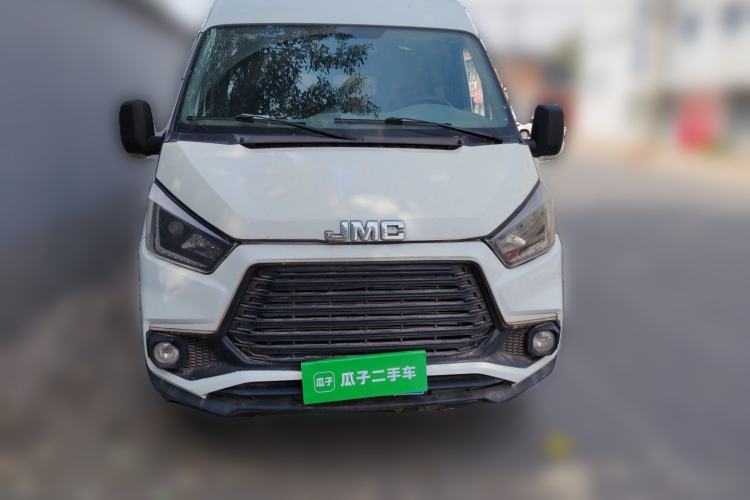 Used JMC Transit 2019 2.8T Commercial Version Long Wheelbase Mid-Roof 6-Seater Rear Single Tire China VI Emission Standard – JX493 Front