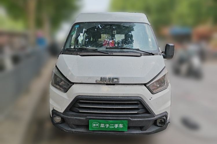 Used JMC Transit 2019 2.8T Commercial Version Long Wheelbase Mid-Roof 6-Seater Rear Single Tire China VI Emission Standard – JX493 Front