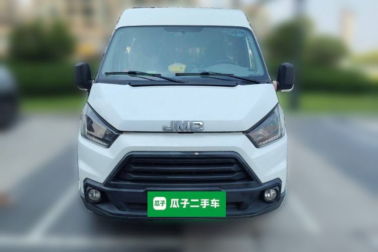 Used JMC Transit 2019 2.8T Commercial Version Long Wheelbase Mid-Roof 6-Seater Rear Single Tire China VI Emission Standard – JX493 Front