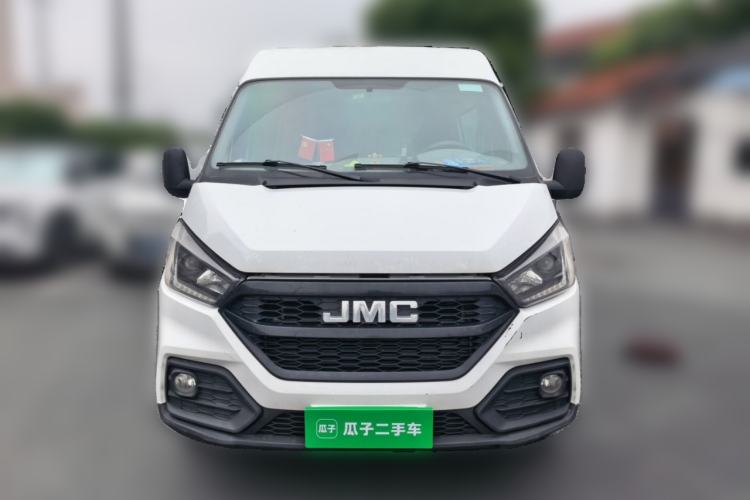 Used JMC Transit 2019 2.8T Commercial Version Long Wheelbase Mid-Roof 6-Seater Rear Single Tire China VI Emission Standard – JX493 Front