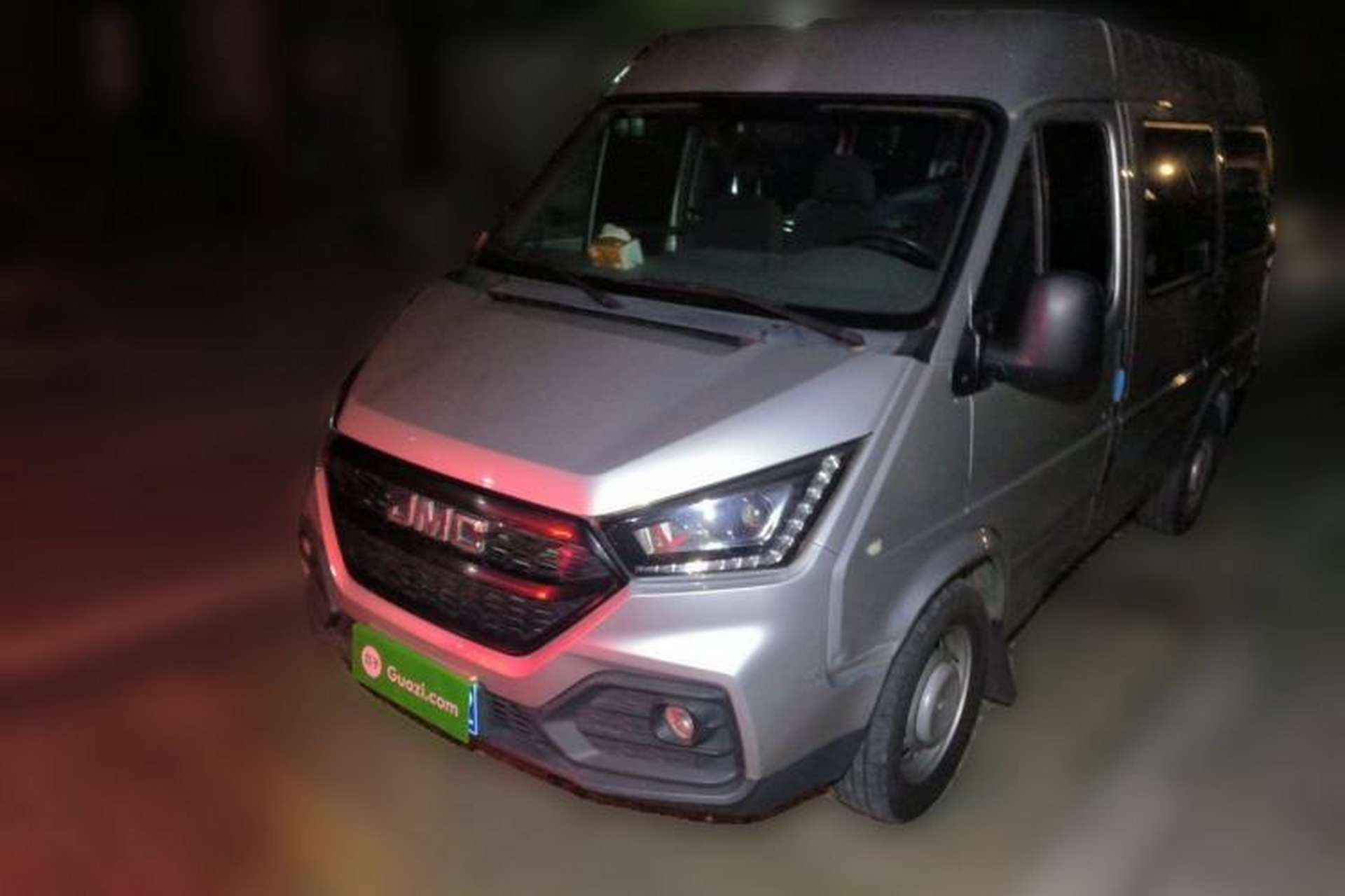 Used JMC Transit 2019 2.8T Commercial Version Short Wheelbase Mid-Roof 6-Seater China VI JX493 Front Left 45 Deg