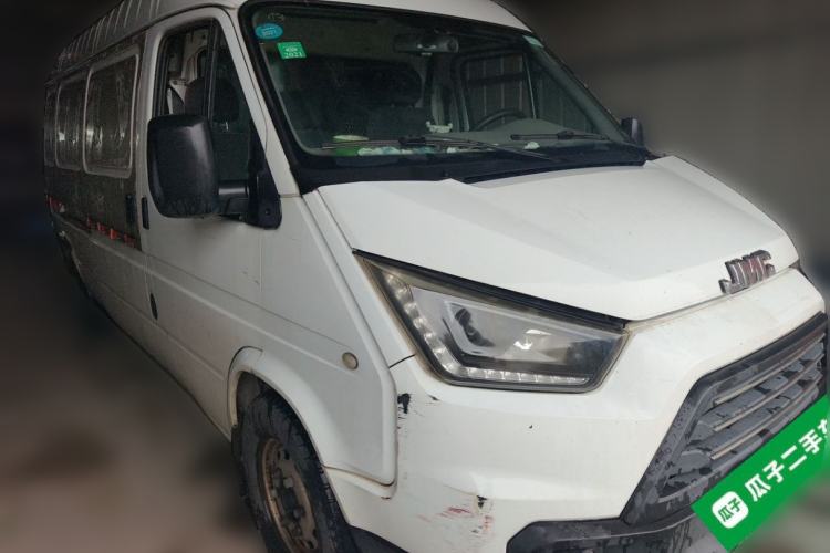 Used JMC Transit 2019 2.8T Commercial Version Long Wheelbase Mid-Roof 3-Seater Rear Single Tire China VI Emission Standard – JX493 Front Right 45 Deg