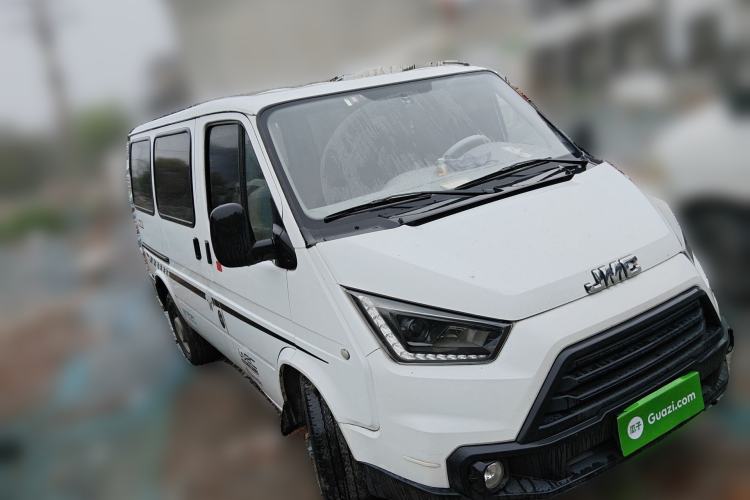Used JMC Transit 2019 2.8T Commercial Version Short Wheelbase Low Roof 6-Seater China VI Emission Standard JX493 Front Right 45 Deg