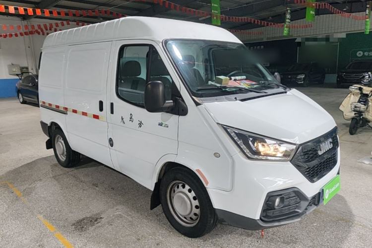 Used JMC Transit 2019 2.8T Commercial Version Short Wheelbase Mid-Roof 3-Seater China VI Standard JX493 Front Right 45 Deg