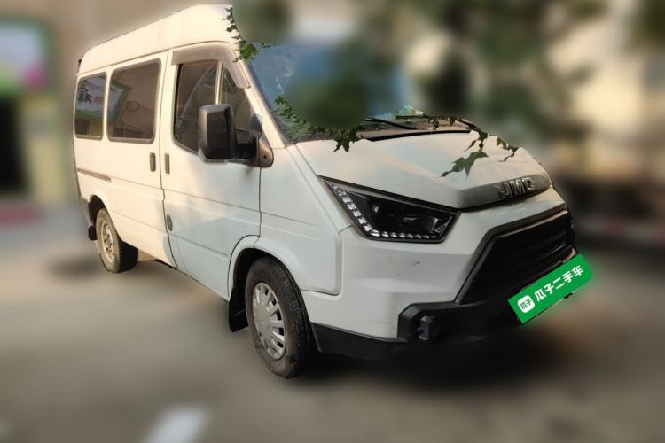 Used JMC Transit  Front Right 45 Deg