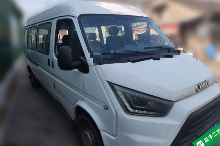 Used JMC Transit 2019 2.8T Commercial Version Long Wheelbase Mid-Roof 6-Seater Rear Single Tire China VI Emission Standard – JX493 Front Right 45 Deg