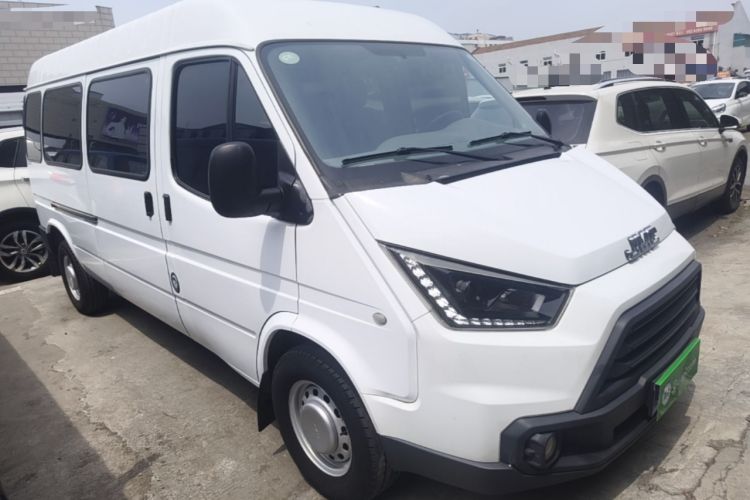 Used JMC Transit 2019 2.8T Commercial Version Long Wheelbase Mid-Roof 6-Seater Rear Single Tire China VI Emission Standard – JX493 Front Right 45 Deg