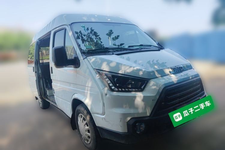 Used JMC Transit  Front Right 45 Deg