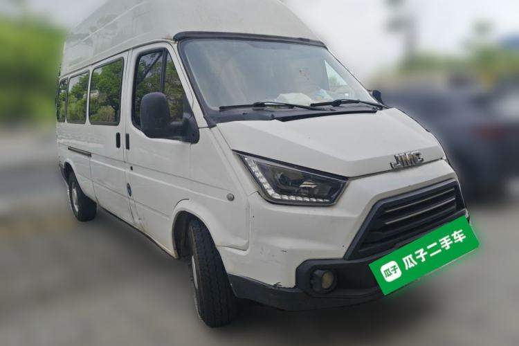 Used JMC Transit 2019 2.8T Commercial Version Long Wheelbase High Roof 6-Seater Rear Single Tire China VI Emission Standard – JX493 Front Right 45 Deg