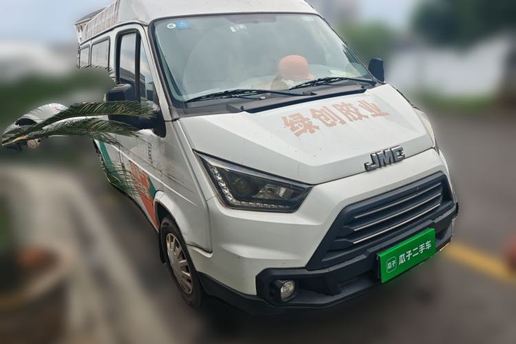 Used JMC Transit 2019 2.8T Commercial Version Short Wheelbase Mid-Roof 6-Seater China VI JX493 Front Right 45 Deg