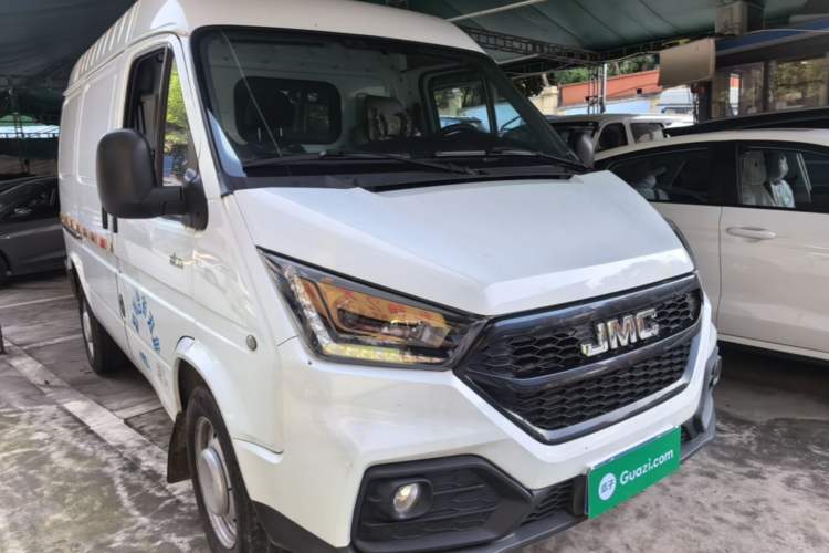 Used JMC Transit 2019 2.8T Commercial Version Short Wheelbase Mid-Roof 3-Seater China VI Standard JX493 Front Right 45 Deg