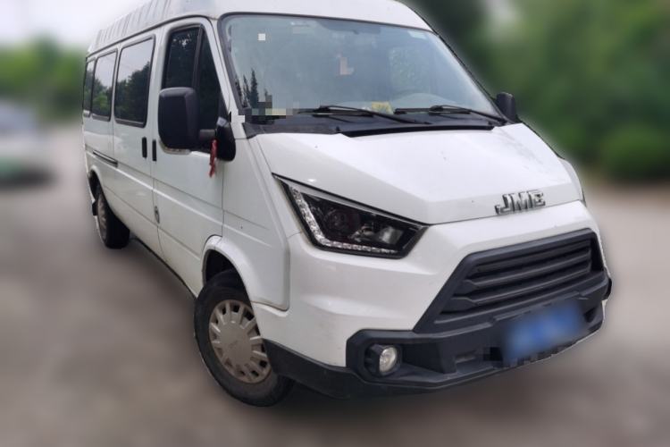 Used JMC Transit 2019 2.8T Commercial Version Long Wheelbase Mid-Roof 6-Seater Rear Single Tire China VI Emission Standard – JX493 Front Right 45 Deg