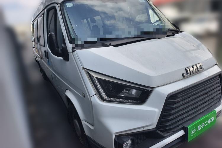 Used JMC Transit 2019 2.8T Commercial Version Long Wheelbase Mid-Roof 6-Seater Rear Single Tire China VI Emission Standard – JX493 Front Right 45 Deg