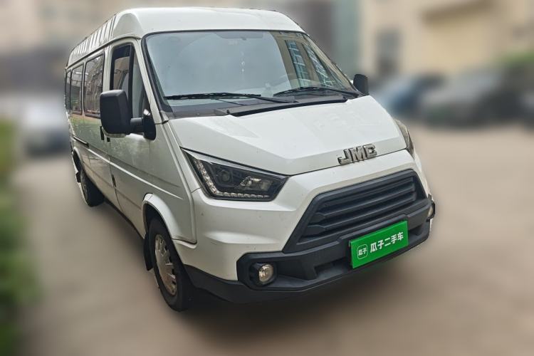 Used JMC Transit 2019 2.8T Commercial Version Long Wheelbase Mid-Roof 6-Seater Rear Single Tire China VI Emission Standard – JX493 Front Right 45 Deg