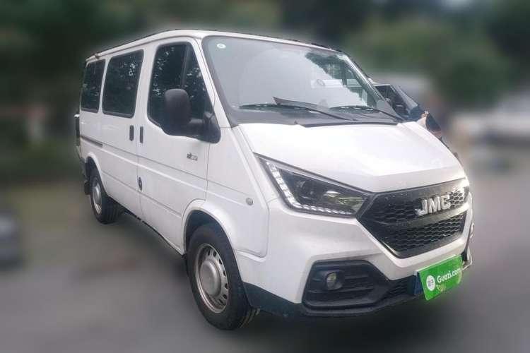 Used JMC Transit 2019 2.8T Commercial Version Short Wheelbase Low Roof 6-Seater China VI Emission Standard JX493 Front Right 45 Deg