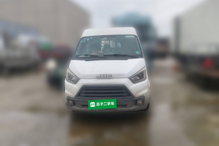 Used JMC Transit 2019 2.8T Commercial Version Long Wheelbase Mid-Roof 6-Seater Rear Single Tire China VI Emission Standard – JX493 Front