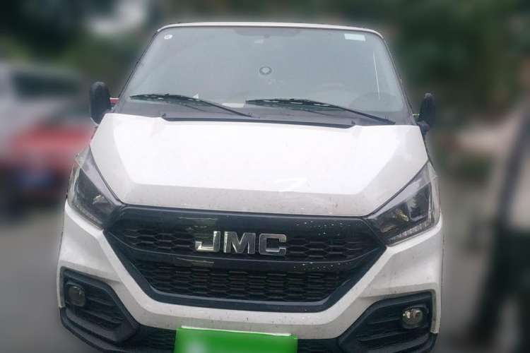 Used JMC Transit 2019 2.8T Commercial Version Short Wheelbase Low Roof 6-Seater China VI Emission Standard JX493 Front