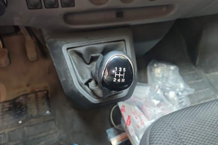 Used JMC Transit  Gear Lever