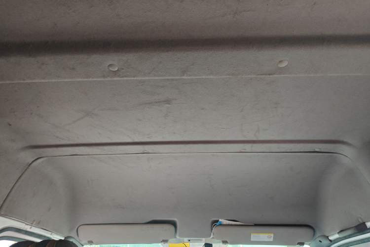 Used JMC Transit 2019 2.8T Commercial Version Short Wheelbase Mid-Roof 6-Seater China VI JX493 Headliner