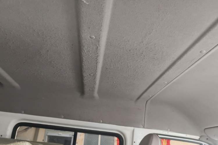 Used JMC Transit 2019 2.8T Commercial Version Short Wheelbase Mid-Roof 6-Seater China VI JX493 Headliner