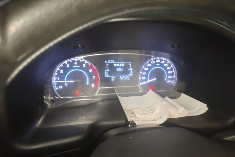 Used JMC Transit 2019 2.8T Commercial Version Long Wheelbase Mid-Roof 3-Seater Rear Single Tire China VI Emission Standard – JX493 Instrument Cluster