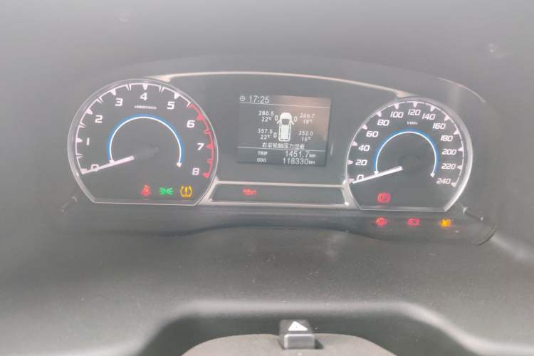 Used JMC Transit 2019 2.8T Commercial Version Long Wheelbase Mid-Roof 6-Seater Rear Single Tire China VI Emission Standard – JX493 Instrument Cluster