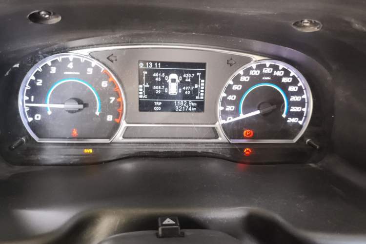 Used JMC Transit 2019 2.8T Commercial Version Short Wheelbase Mid-Roof 7-Seater China VI Standard JX493 Instrument Cluster