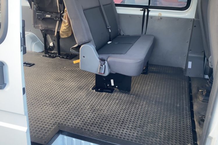 Used JMC Transit 2019 2.8T Commercial Version Long Wheelbase Mid-Roof 6-Seater Rear Single Tire China VI Emission Standard – JX493 Interior 3