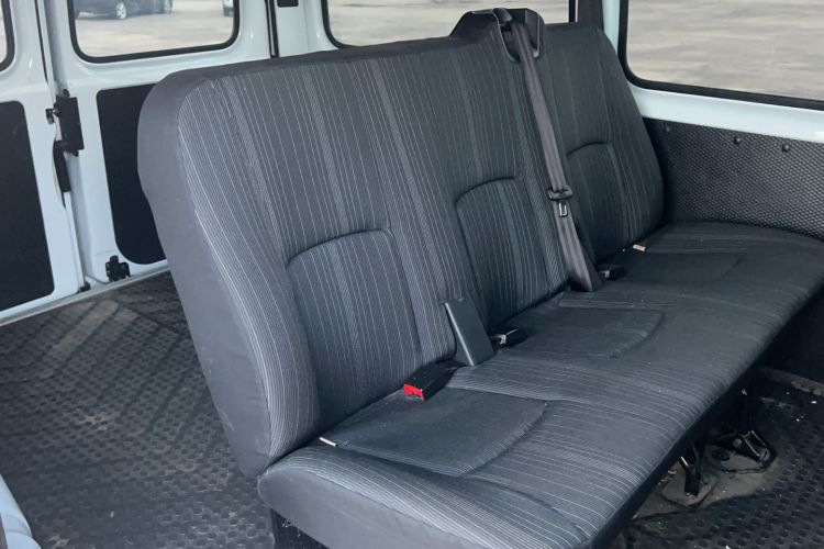 Used JMC Transit 2019 2.8T Commercial Version Short Wheelbase Mid-Roof 6-Seater China VI JX493 Interior 4