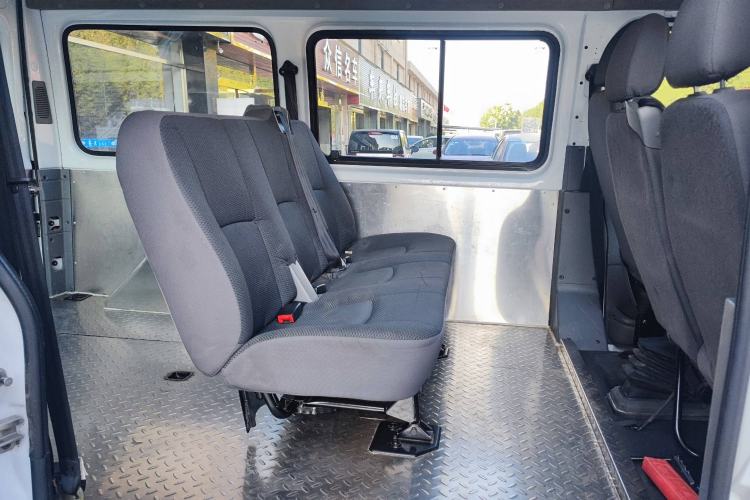 Used JMC Transit 2019 2.8T Commercial Version Short Wheelbase Mid-Roof 6-Seater China VI JX493 Interior 7