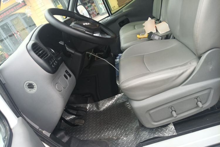 Used JMC Transit 2019 2.8T Commercial Version Short Wheelbase Mid-Roof 6-Seater China VI JX493 Left Front Seat