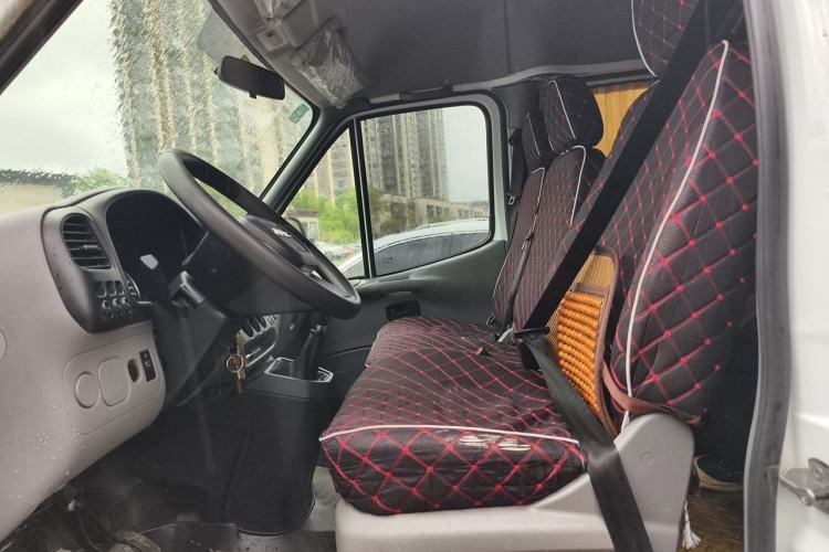 Used JMC Transit 2019 2.8T Commercial Version Short Wheelbase Mid-Roof 6-Seater China VI JX493 Left Front Seat