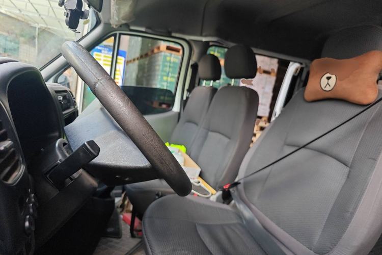 Used JMC Transit 2019 2.8T Commercial Version Short Wheelbase Mid-Roof 6-Seater China VI JX493 Left Front Seat