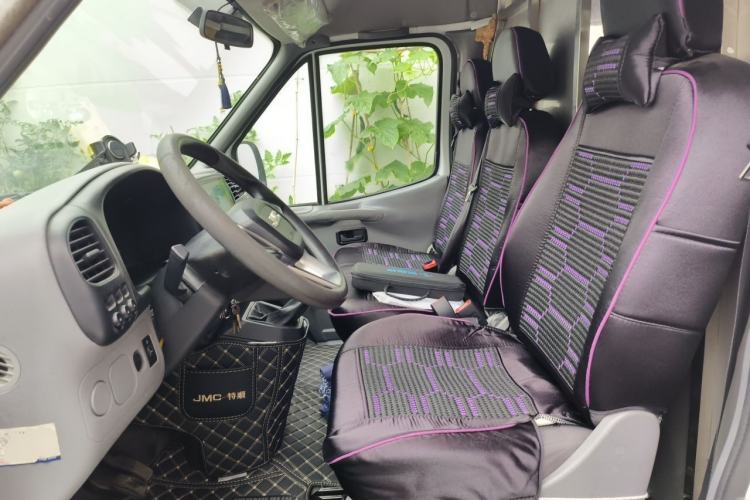 Used JMC Transit 2019 2.8T Commercial Version Short Wheelbase Mid-Roof 6-Seater China VI JX493 Left Front Seat