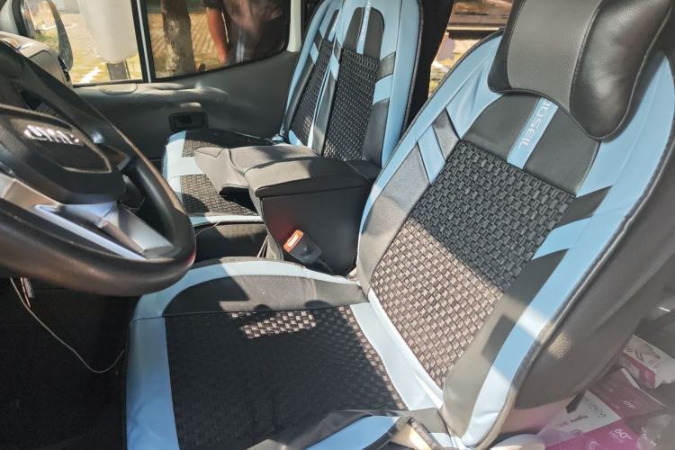 Used JMC Transit 2019 2.8T Commercial Version Short Wheelbase Mid-Roof 6-Seater China VI JX493 Left Front Seat