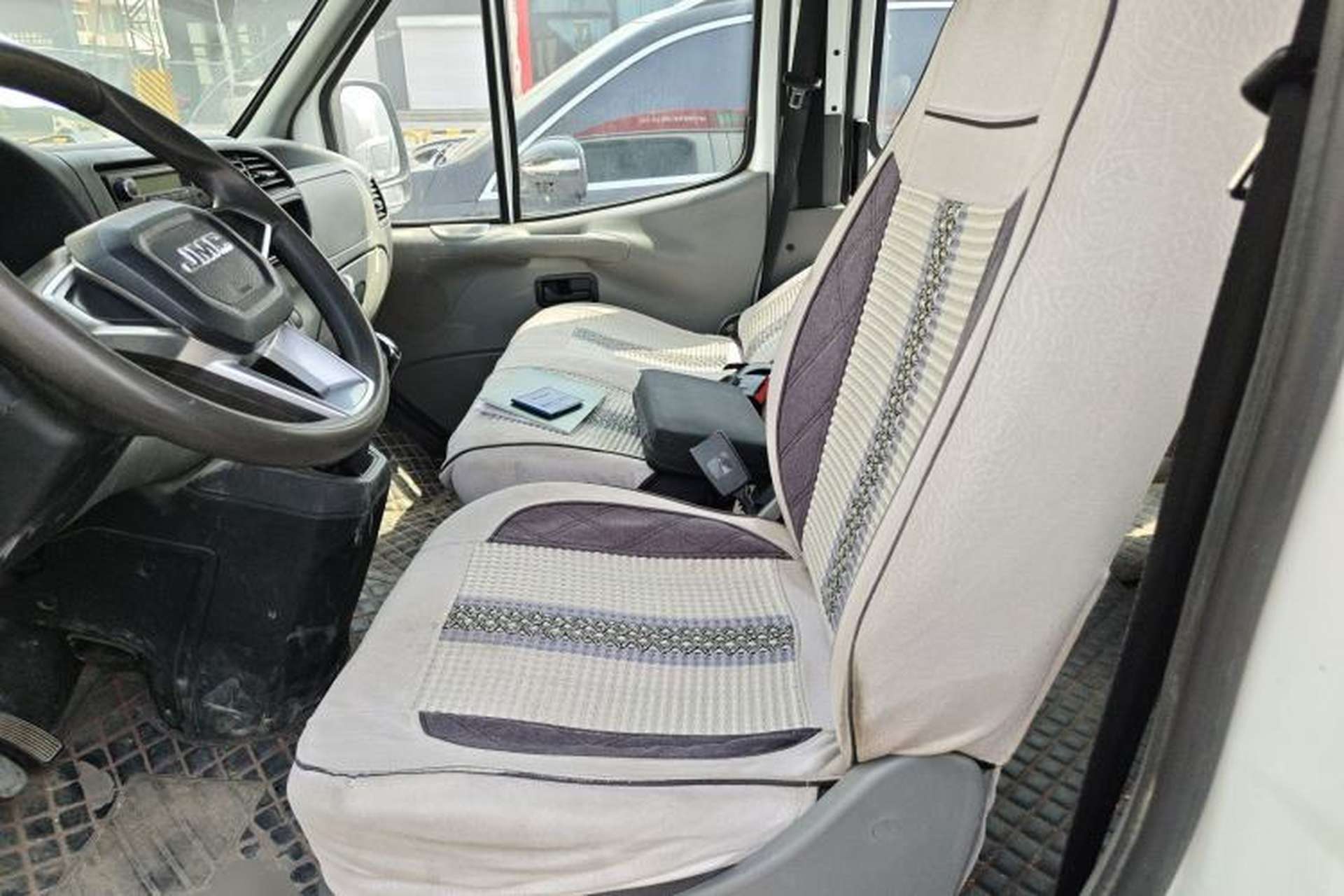 Used JMC Transit 2019 2.8T Commercial Version Short Wheelbase Mid-Roof 6-Seater China VI JX493 Left Front Seat