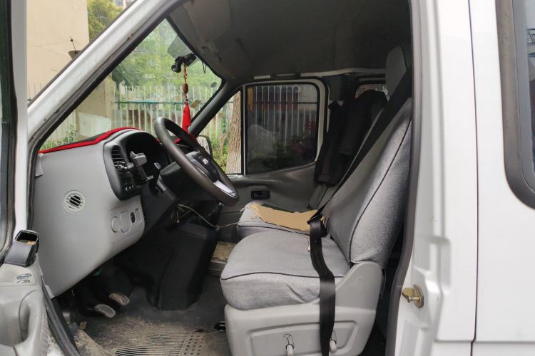 Used JMC Transit 2019 2.8T Commercial Version Short Wheelbase Mid-Roof 6-Seater China VI JX493 Left Front Seat