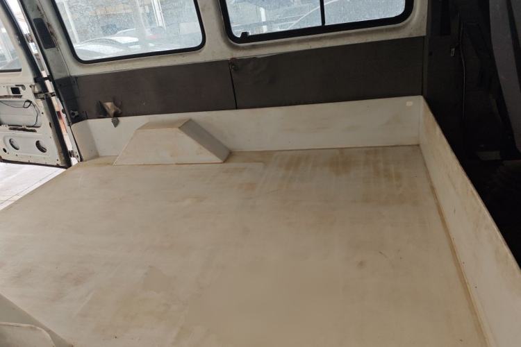 Used JMC Transit 2019 2.8T Commercial Version Short Wheelbase Mid-Roof 6-Seater China VI JX493 Left Rear Seat