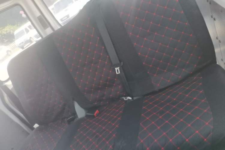 Used JMC Transit 2019 2.8T Commercial Version Short Wheelbase Mid-Roof 6-Seater China VI JX493 Left Rear Seat