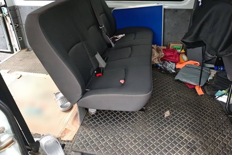 Used JMC Transit 2019 2.8T Commercial Version Short Wheelbase Mid-Roof 6-Seater China VI JX493 Left Rear Seat