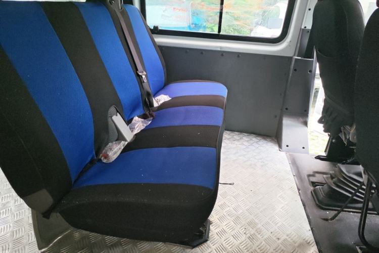 Used JMC Transit 2019 2.8T Commercial Version Short Wheelbase Mid-Roof 6-Seater China VI JX493 Left Rear Seat