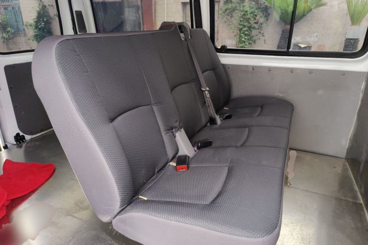 Used JMC Transit 2019 2.8T Commercial Version Short Wheelbase Mid-Roof 6-Seater China VI JX493 Left Rear Seat