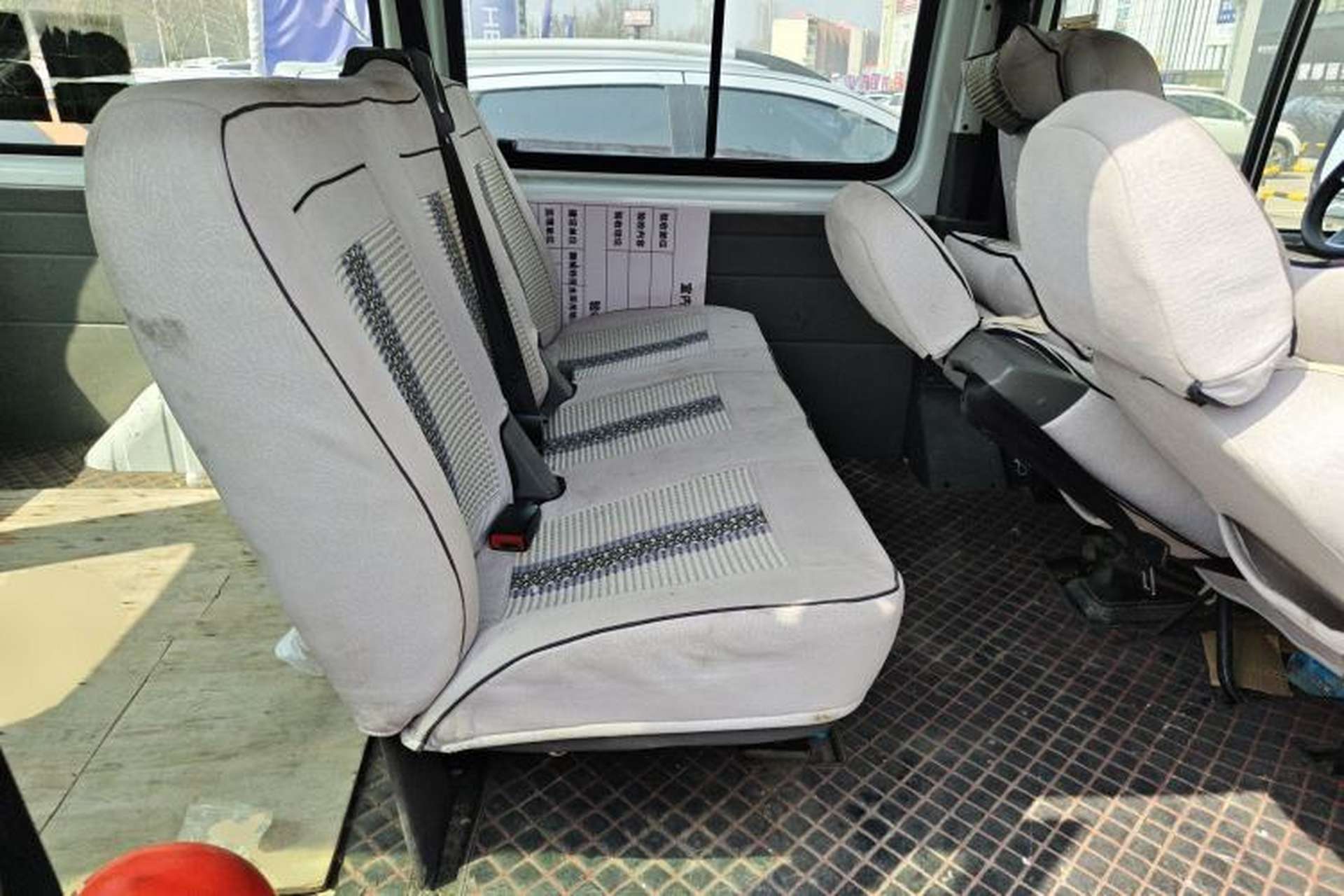 Used JMC Transit 2019 2.8T Commercial Version Short Wheelbase Mid-Roof 6-Seater China VI JX493 Left Rear Seat